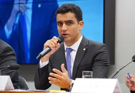 Caso Banco Master volta ao debate eleitoral após divulgação de documentos sobre o Iprev
