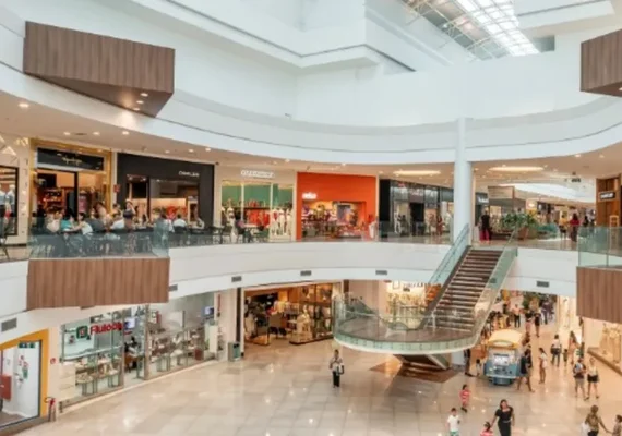 Natal e Réveillon mudam rotina dos shoppings de Maceió; veja o que abre até mais tarde