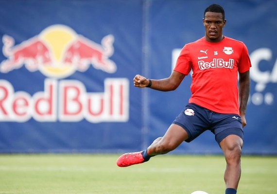 Gustavo Marques é suspenso por fala machista contra árbitra