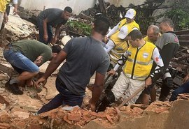 Homem morre após desabamento de galpão no Jaraguá