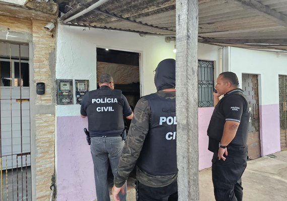 Polícia Civil deflagra operação contra o tráfico de drogas em bairros da parte baixa de Maceió