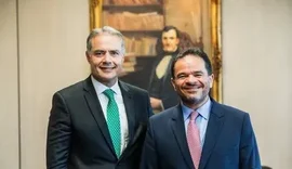 MV manda recado para políticos que vivem “caçando turma dos vazios”