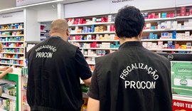 Procon encontra produtos vencidos e irregularidades em farmácias de Maceió
