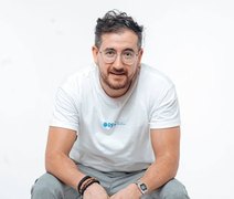 Afonso Padilha volta a Maceió com seu novo show de comédia 'Como nossos pais''