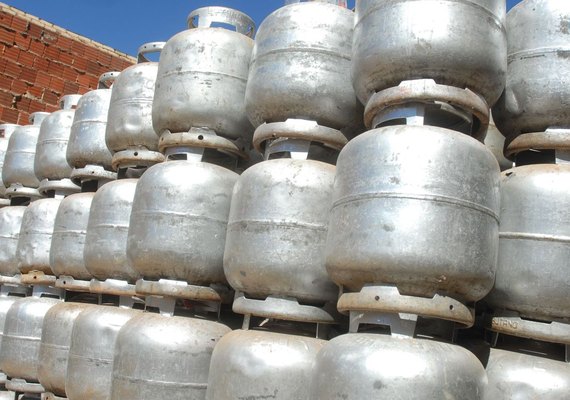 Gás de cozinha fica 5% mais caro a partir de hoje