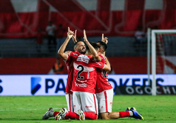 CRB diminui distância para o G4, e chances de acesso aumentam