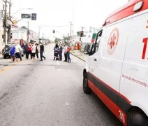 Jovem grávida de 9 meses fica ferida em colisão entre ônibus e ambulância