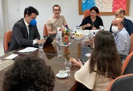 Transferência de faculdades particulares para o curso de medicina na Ufal/Arapiraca é tema de reunião