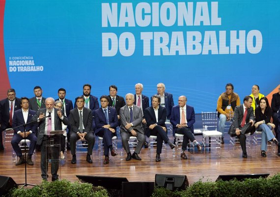 Lula propõe negociação tripartite para o fim da escala 6x1