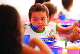 Estudantes da Rede Municipal receberão cestas básicas