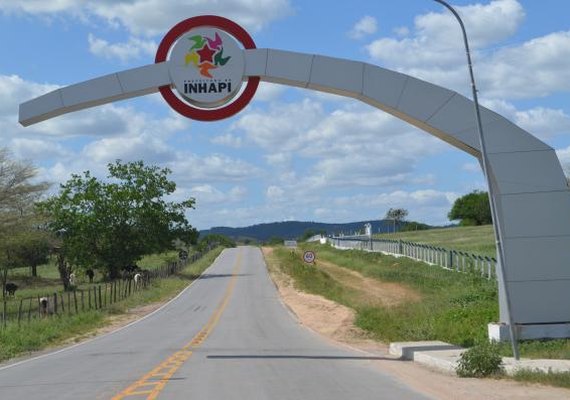 Prefeitura de Inhapi coloca barreira sanitária após cobrança do MPE-AL