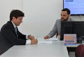 MPT firma TAC com Barra de São Miguel para garantir melhores condições de trabalho na limpeza urbana