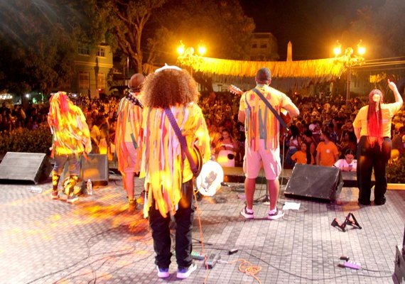 Carnaval em Maceió segue com festa gratuita em Jaraguá