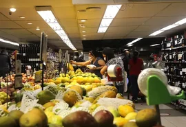 INPC acelera para 0,82% em setembro e acumula alta de 4,29% em 12 meses