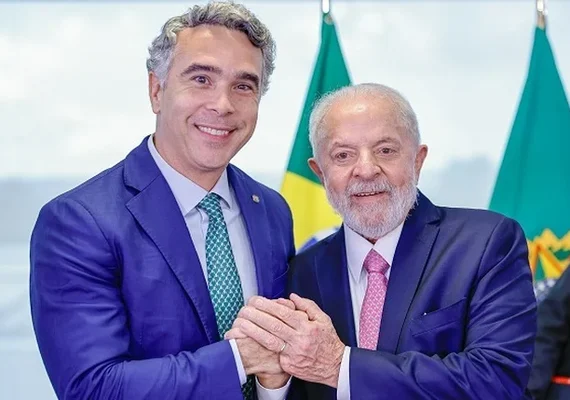 Deputado Rafael Brito confirma continuidade do Pé-de-Meia no país