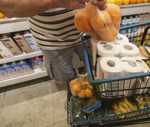 Prévia da inflação de março registra 0,44% e é puxada por alimentos