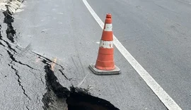 Rodovia BR-101 volta a ser interditada após aparecimento de rachaduras na pista