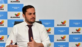 Ayres garante seringas e agulhas para vacina contra Covid