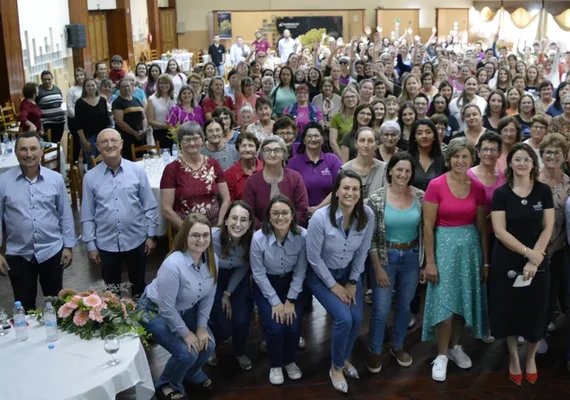 Encontro promovido por cooperativa valoriza presença feminina no movimento
