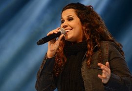 Evento católico Vem pra Cristo traz cantora Eliana Ribeiro para Maceió