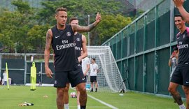 Horas depois de chegar à China, Neymar treina com o PSG