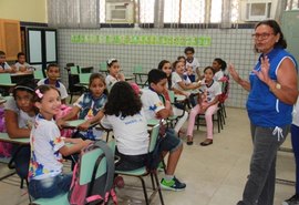 Mais de 15 mil professores da rede estadual de ensino de Alagoas estão à espera do rateio do Fundeb de 2018