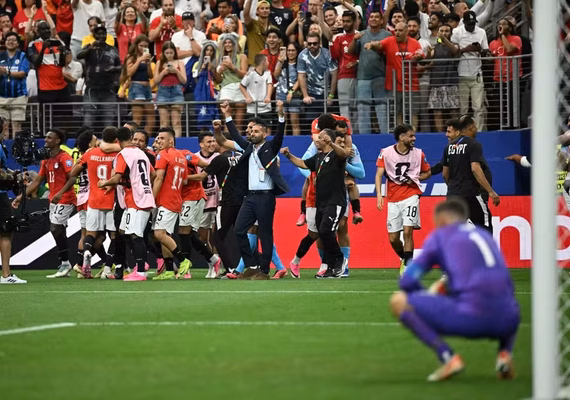 Egito elimina Austrália nos pênaltis e alcança oitavas da Copa pela 1ª vez