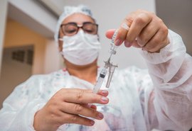 Profissional da saúde: confira os requisitos para tomar a quarta dose de vacina
