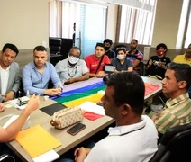 Dantas se reúne com lideranças LGBTQIA+ e promete lutar contra a violência e homofobia