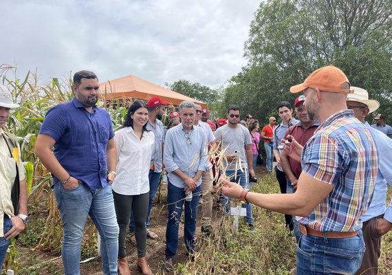 Seagri realiza dia de campo no Centro Xingó de Convivência com o Semiárido