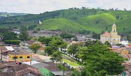 Moradores encontram corpo decapitado em matagal no interior de Alagoas