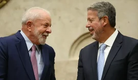 ﻿Lira e Lula se encontram às ‘escondidas’﻿ para tratar de reforma ministerial, diz site ﻿