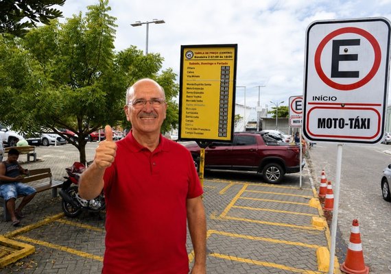 Penedo propõe cortar pela metade taxas de taxistas e mototaxistas