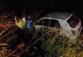 Motorista sem habilitação perde controle de carro e provoca acidente na AL 220