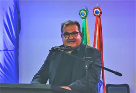 Secretário diz que quem vota em Bolsonaro “provavelmente aceita algum tipo de preconceito e é misógino”