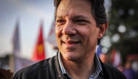 Se Lula for candidato, PT deve trocar Haddad por Manuela