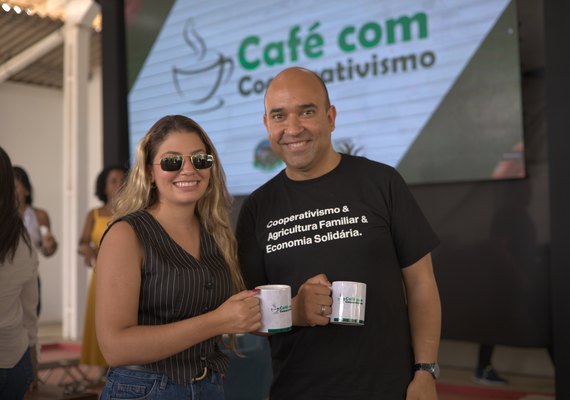 Expo Bacia Leiteira 2025 confirma encontro 'Café com Cooperativismo'