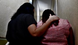 Mais de 65% dos casos de violência contra a mulher ocorreram nas residências das vítimas, aponta Sesau