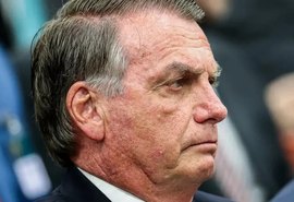 Bolsonaro fala em ‘surto’, mas Justiça mantém prisão preventiva