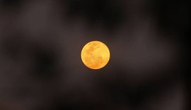 Primeira superlua do ano aparecerá no céu neste domingo