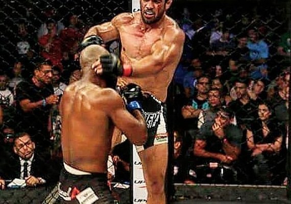 Veterano de uma das mais tradicionais competições de MMA do mundo, Alagoano se prepara para representar o Brasil na Europa*