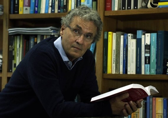 Brasil só se recupera da última recessão em 2024, diz economista da FGV
