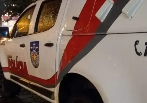 Trio encapuzado mata jovem com 12 tiros na Pitanguinha, em Maceió