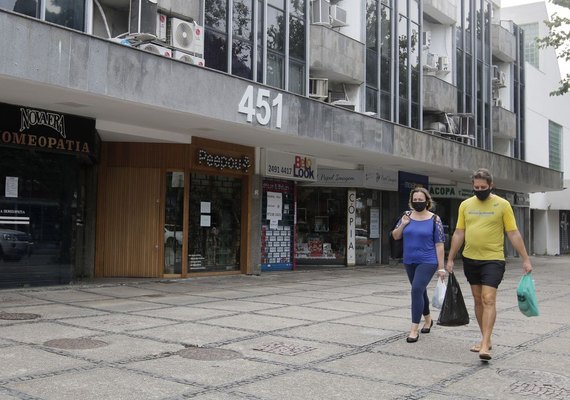Segundo o IBGE, pandemia fechou 39,4% das empresas paralisadas