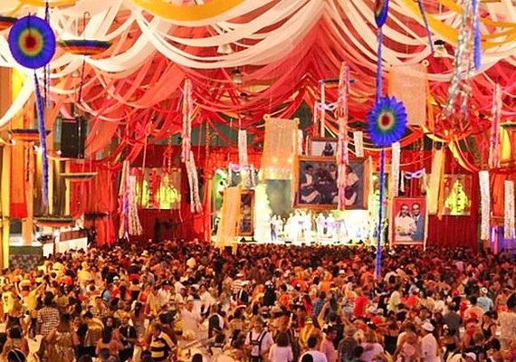 Tradicional grupo cultural Seresteiros da Pitanguinha anuncia o fim das atividades