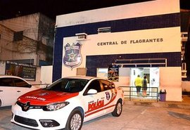 Polícia prende em flagrante grupo que tentava furtar residência no bairro do Farol