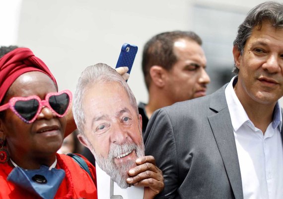 PT estuda reforma interna e teme comunicação do governo Bolsonaro