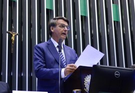 Deputados elogiam defesa de Bolsonaro a vacinação e reforma tributária; para oposição, presidente está isolado