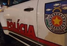 Polícia prende dupla de assaltantes em flagrante