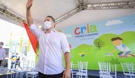 Governador assina ordens de serviço para construção de mais 3 creches CRIA